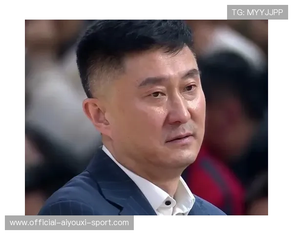 球员们赛后展现职业风范，握手致敬，球队握手问题