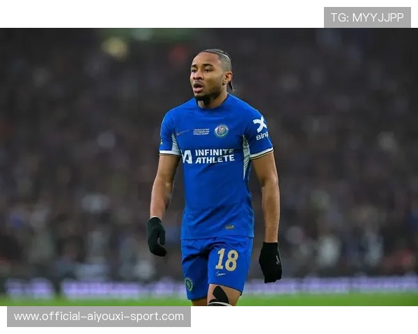 恩昆库禁区抢点破门，切尔西终于把机会踢进